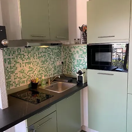 Parc De Pontaillac 150m De La Sur - Royan *